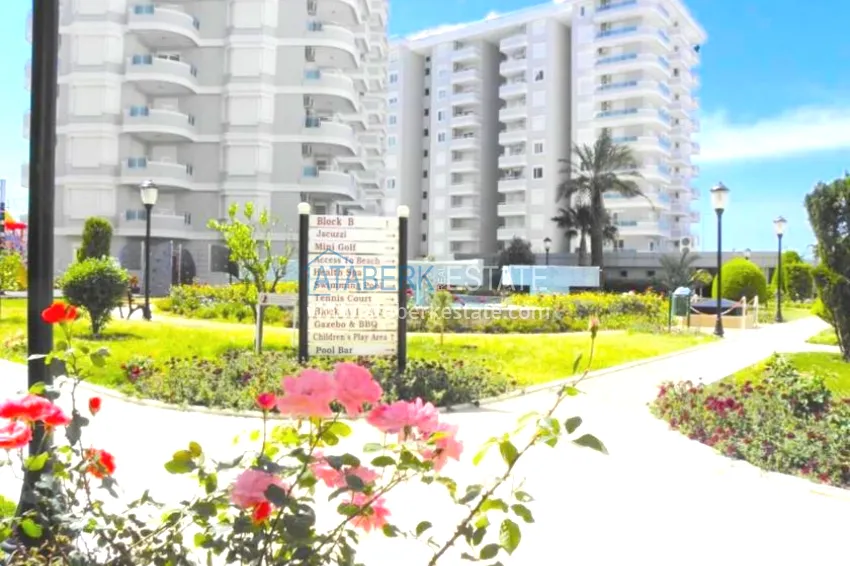 Apartments in a European complex on the first line from the sea in Tosmur 6