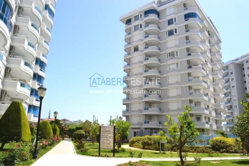 Apartments in a European complex on the first line from the sea in Tosmur 8