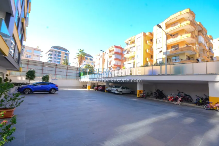 One-bedroom apartment for rent in the center of Alanya in a comfortable residential complex 6 