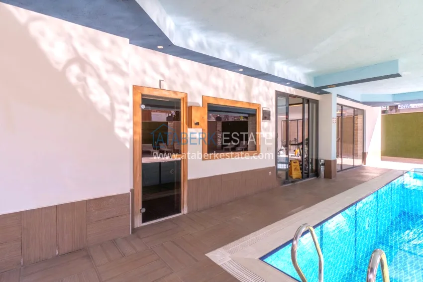 2+1 penthouse duplex with furniture in an area open to residence permits, Alanya center 11