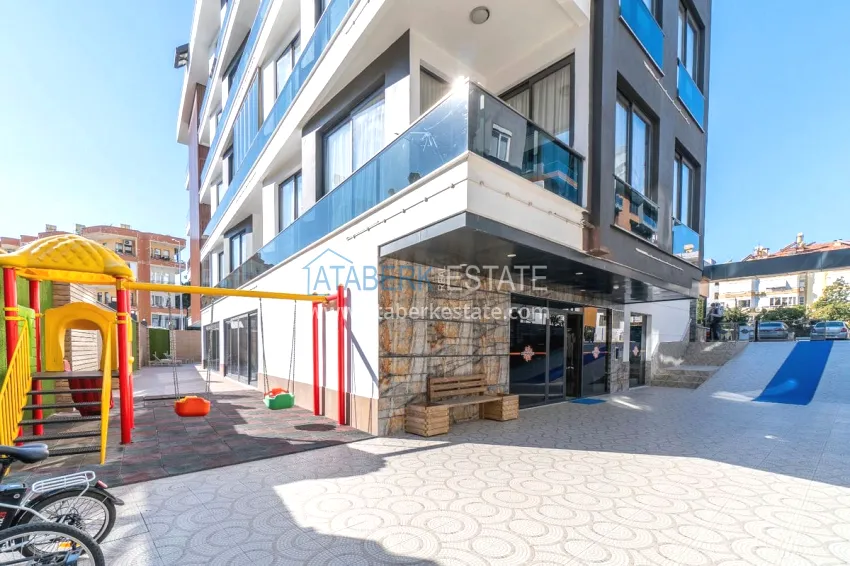 2+1 penthouse duplex with furniture in an area open to residence permits, Alanya center 6