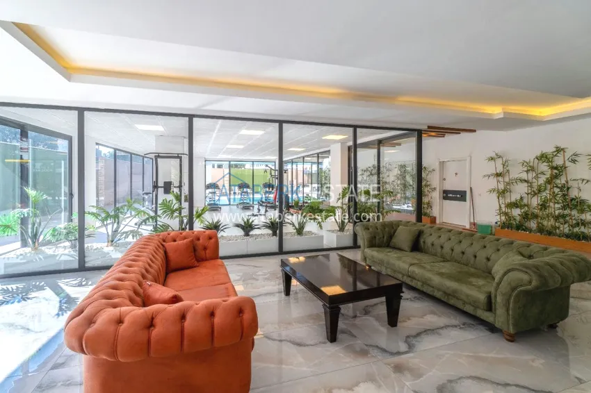 2+1 penthouse duplex with furniture in an area open to residence permits, Alanya center 8