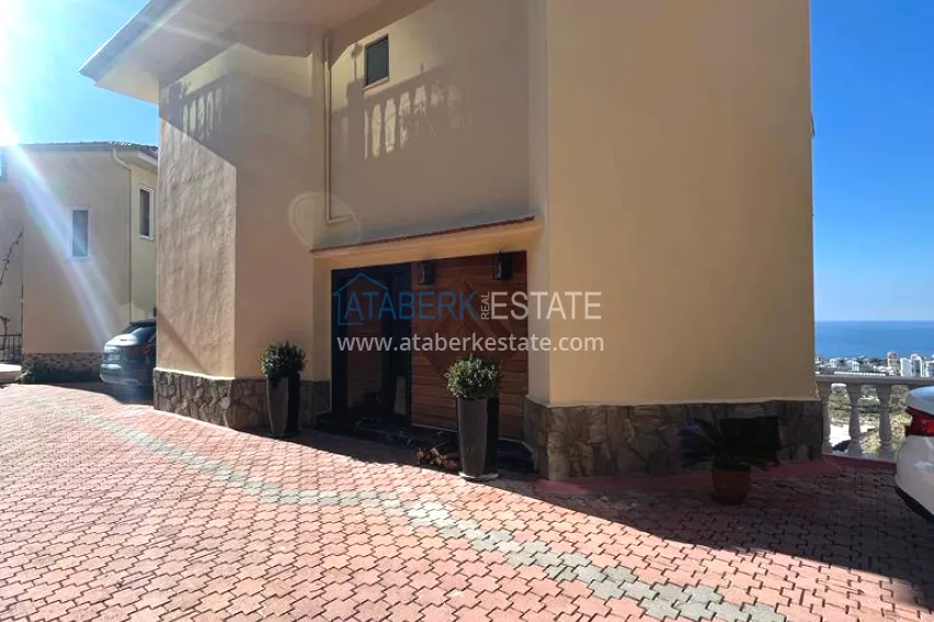 View two-storey villa with luxurious furniture and sea view, Mahmutlar district - Alanya 10