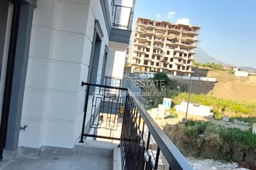 Purchase Finished 1+1 apartment in a multi-apartment residential complex in Mahmutlar — center 11