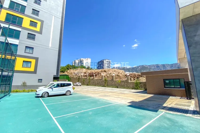 Furnished apartment in Mahmutlar, in a young residential complex 11