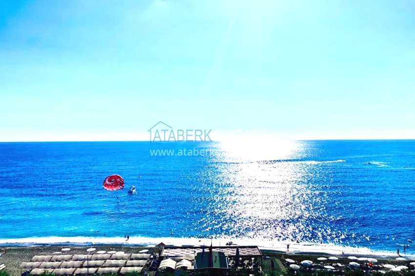 Purchase Linear apartment 3+1 on the first coastline in Tosmur area. The property is suitable for residence permit 18