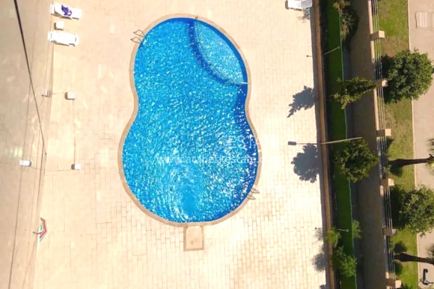 Purchase Linear apartment 3+1 on the first coastline in Tosmur area. The property is suitable for residence permit 21
