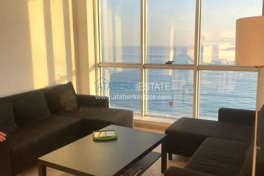 Purchase Linear apartment 3+1 on the first coastline in Tosmur area. The property is suitable for residence permit 4