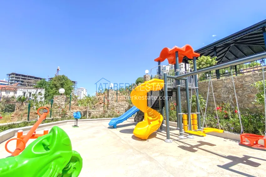 Furnished apartment in Mahmutlar, in a young residential complex 9
