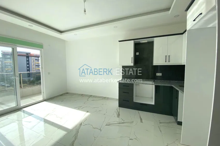 Apartments at affordable prices from the developer in Mahmutlar 7