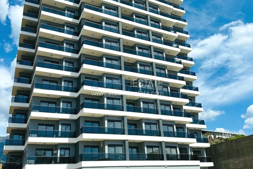Apartments 1 + 1 from the investor in a residential complex under construction, Mahmutlar district - Alanya 1