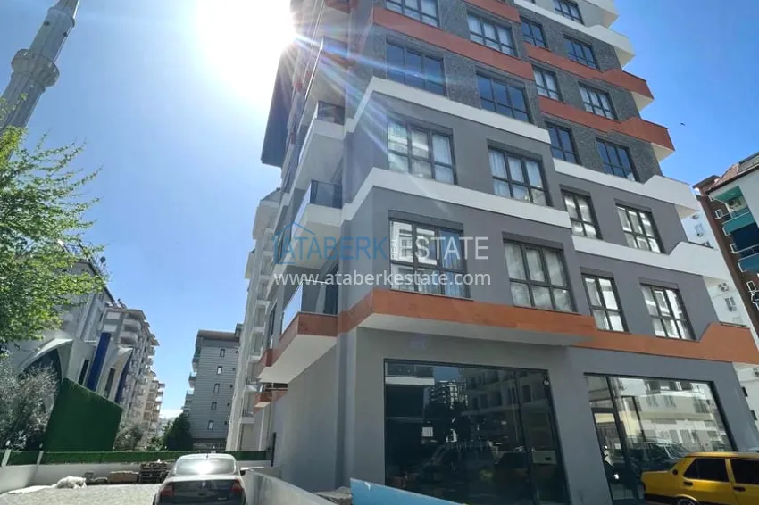 Apartments in Mahmutlar of various layouts in a complex under construction 4