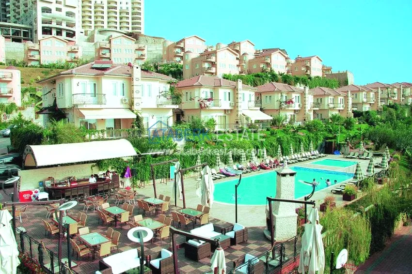 Duplex with exclusive concept furniture and luxurious panoramic views — Alanya, Mahmutlar district 6