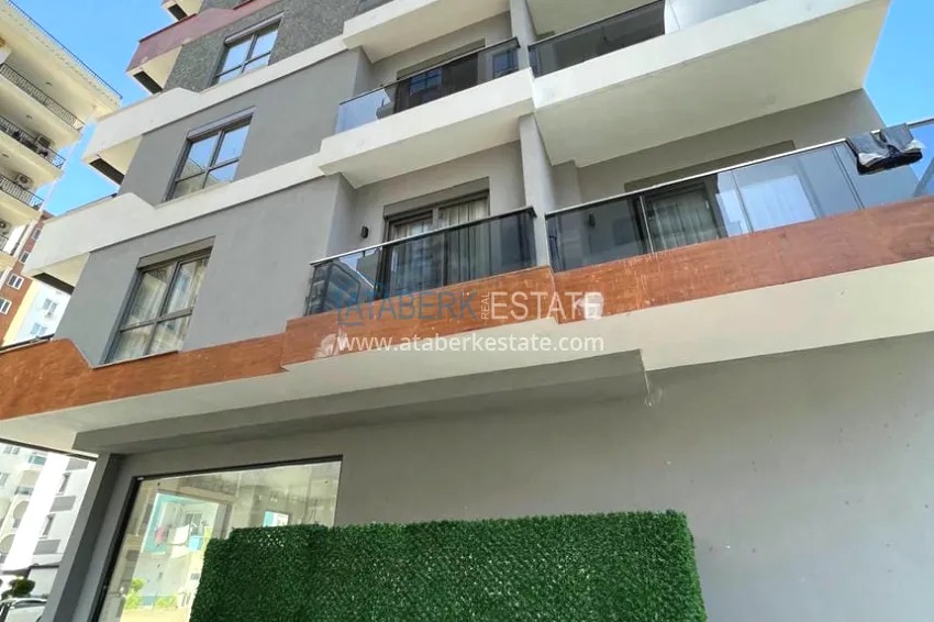 Apartments in Mahmutlar of various layouts in a complex under construction 7