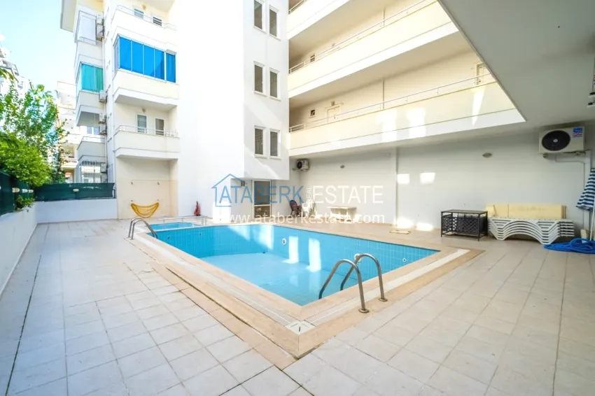 Turnkey one-bedroom apartment with a glazed balcony near Cleopatra Beach - Alanya Center 11