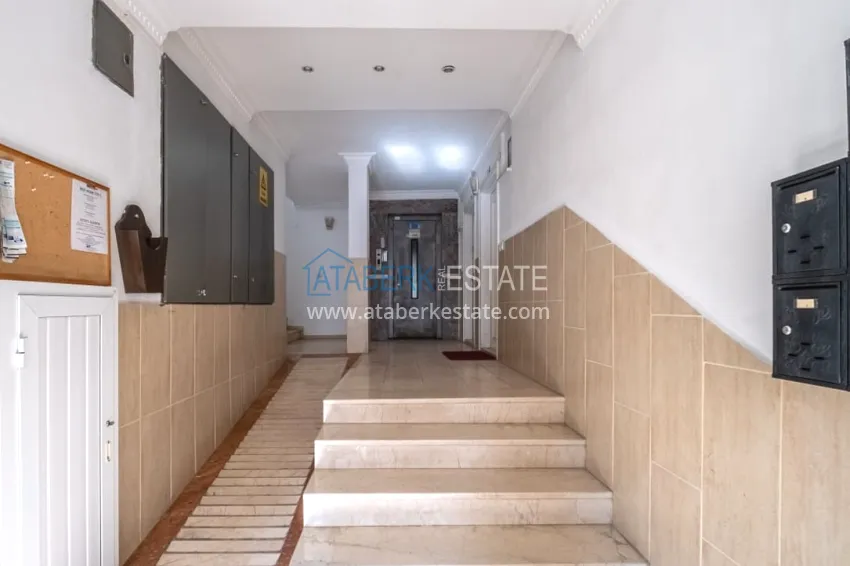 Turnkey one-bedroom apartment with a glazed balcony near Cleopatra Beach - Alanya Center 14