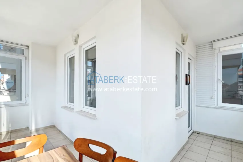 Purchase Turnkey one-bedroom apartment with a glazed balcony near Cleopatra Beach - Alanya Center 8