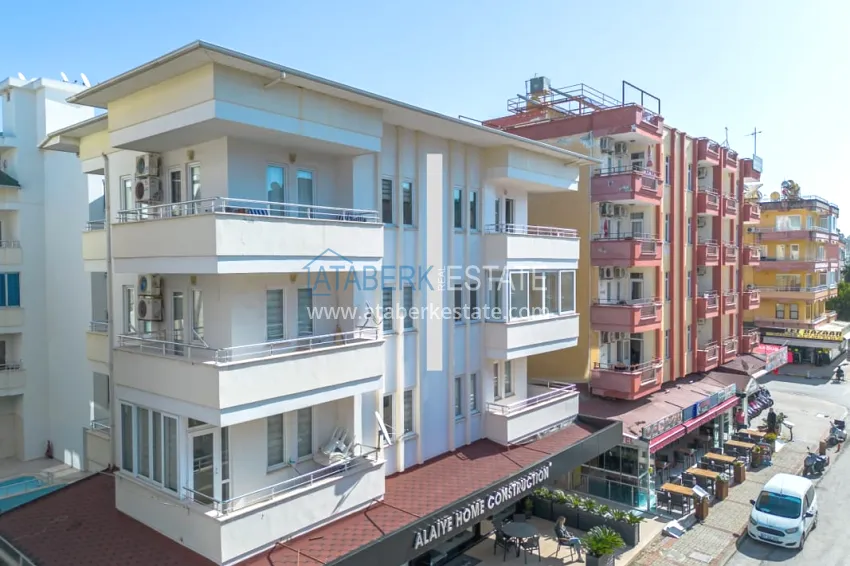 Turnkey one-bedroom apartment with a glazed balcony near Cleopatra Beach - Alanya Center 9