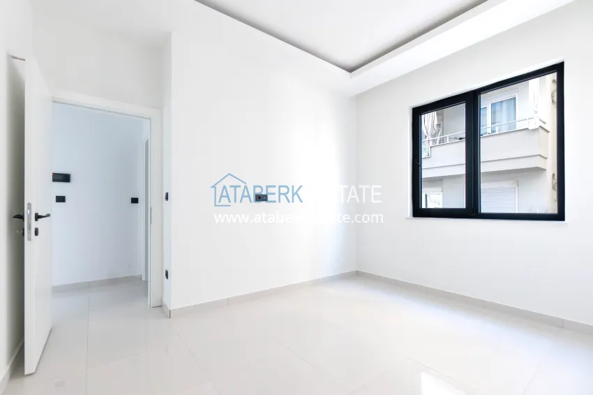 Purchase One bedroom apartment near Cleopatra beach! Your new home in the center of Alanya 6