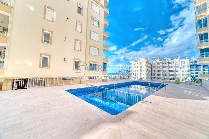 Two-bedroom apartment on the beachfront - Tosmur district, Alanya 14
