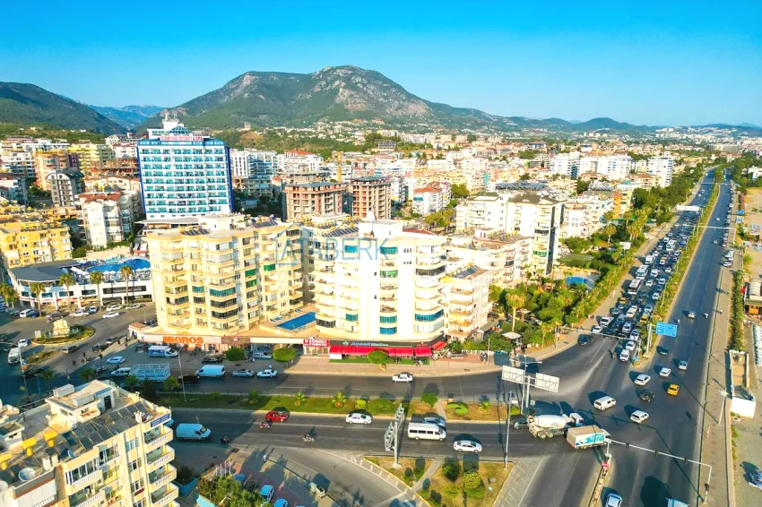 Two-bedroom apartment on the beachfront - Tosmur district, Alanya 4
