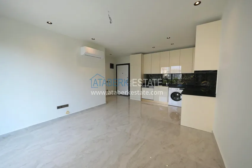 One bedroom apartment near Cleopatra beach! Your new home in the center of Alanya 4