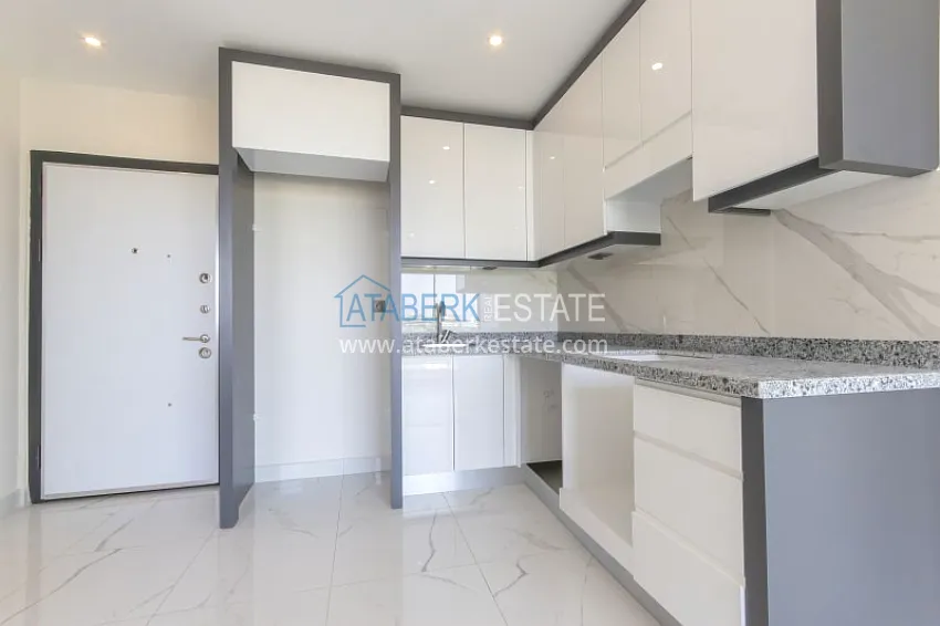 Purchase Finely finished one-bedroom apartment with sea view, Avsallar district — Alanya 11