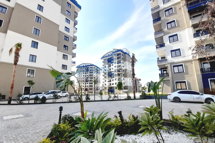 1+1 apartment under construction, from an investor in the Avsallar hotel-type complex — Alanya 10