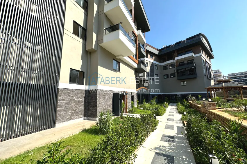 2+1 penthouse duplex with furniture from the owner in Alanya, Oba district 15