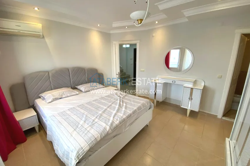 Purchase 4+1 duplex with separate kitchen and panoramic sea and mountain views - Mahmutlar district, Alanya 17