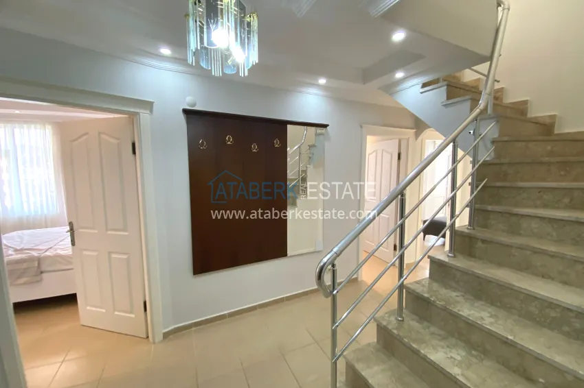 Purchase 4+1 duplex with separate kitchen and panoramic sea and mountain views - Mahmutlar district, Alanya 1