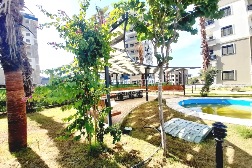 1+1 apartment under construction, from an investor in the Avsallar hotel-type complex — Alanya 8