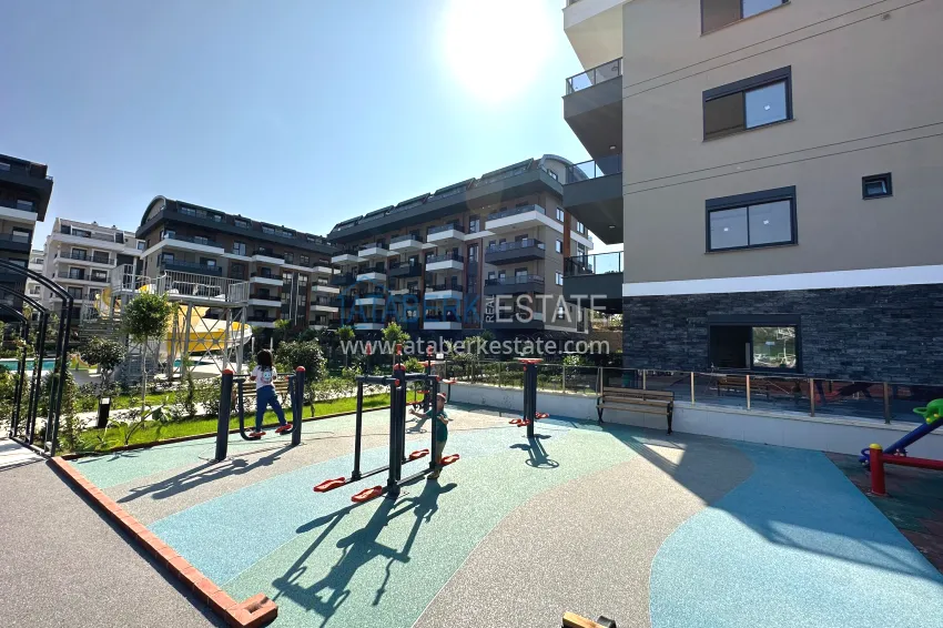 2+1 penthouse duplex with furniture from the owner in Alanya, Oba district 9
