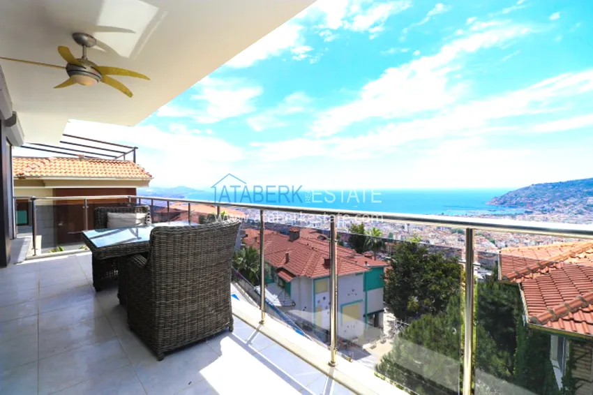 Purchase Luxury villa with panoramic views of the sea and the castle in Alanya — Kucukhasbahce district 13