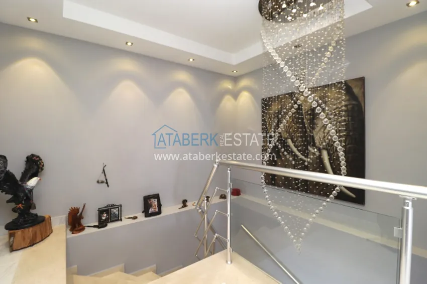 Purchase Luxury villa with panoramic views of the sea and the castle in Alanya — Kucukhasbahce district 15