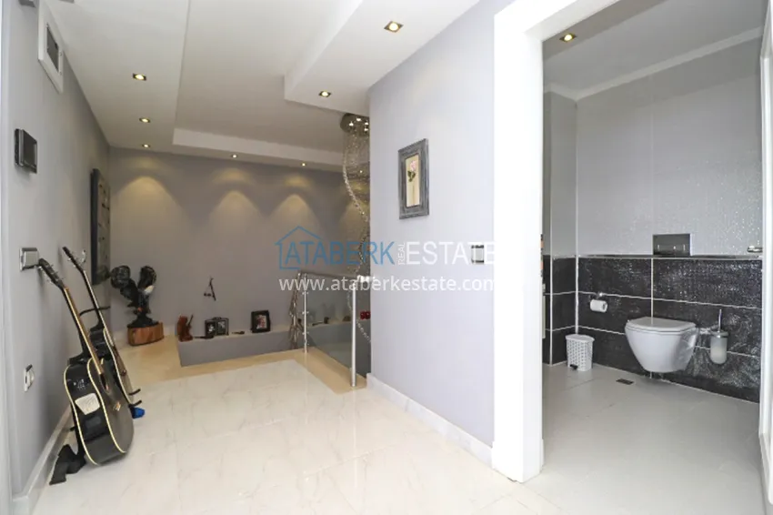 Purchase Luxury villa with panoramic views of the sea and the castle in Alanya — Kucukhasbahce district 16