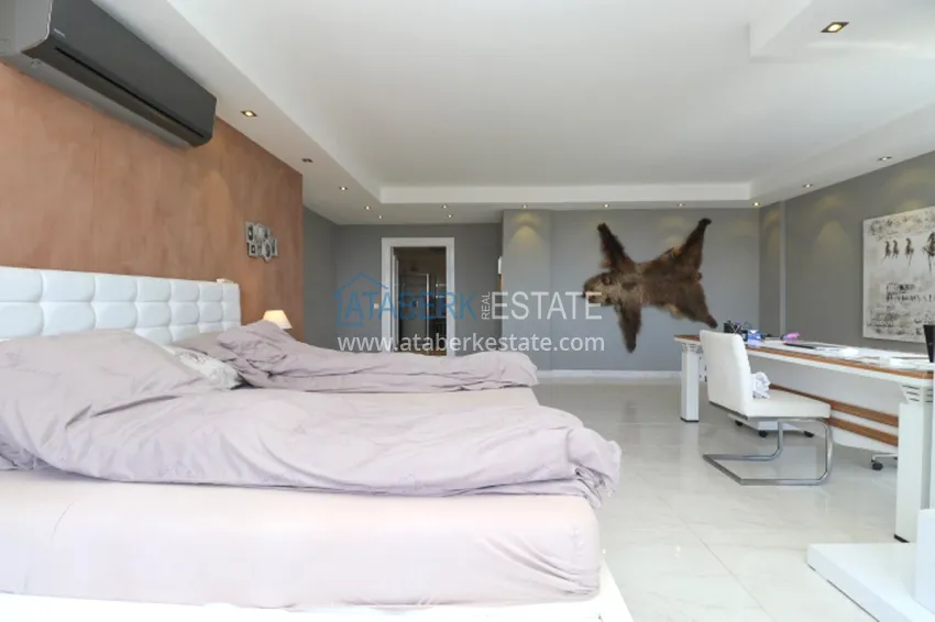 Purchase Luxury villa with panoramic views of the sea and the castle in Alanya — Kucukhasbahce district 28