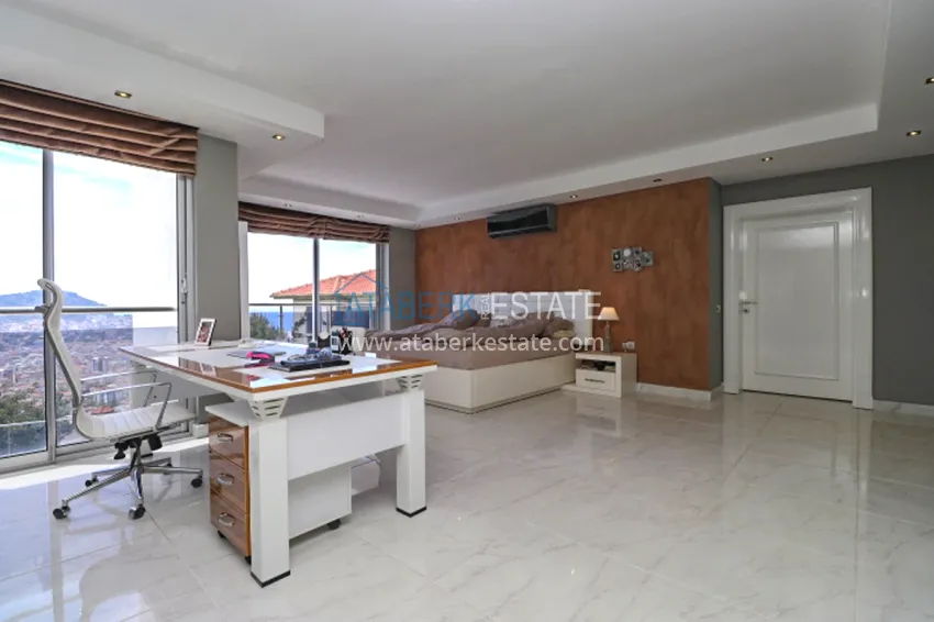 Purchase Luxury villa with panoramic views of the sea and the castle in Alanya — Kucukhasbahce district 29