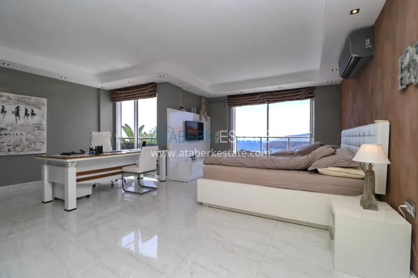 Purchase Luxury villa with panoramic views of the sea and the castle in Alanya — Kucukhasbahce district 30