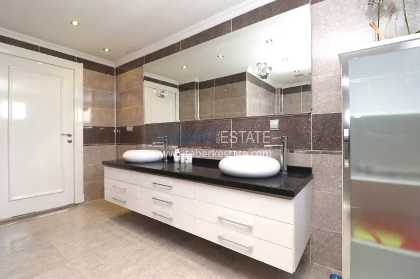 Purchase Luxury villa with panoramic views of the sea and the castle in Alanya — Kucukhasbahce district 52