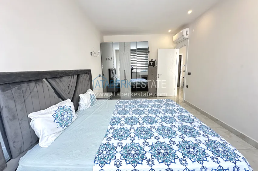 Purchase Turnkey three-room apartment in the center of Alanya, just 5 minutes from Cleopatra Beach 11 