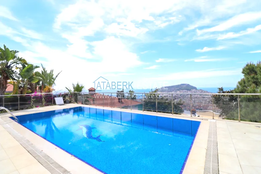 Luxury villa with panoramic views of the sea and the castle in Alanya — Kucukhasbahce district 11
