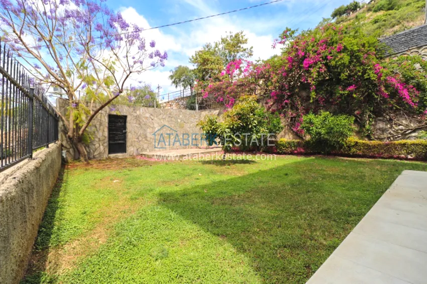 Luxury villa with panoramic views of the sea and the castle in Alanya — Kucukhasbahce district 15