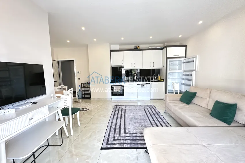 Purchase Turnkey three-room apartment in the center of Alanya, just 5 minutes from Cleopatra Beach 2 