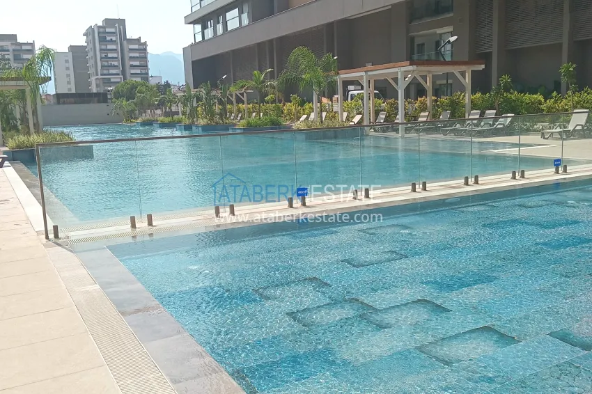 An apartment with a separate kitchen, a dressing room and a glazed balcony in Antalya, Kepez 4