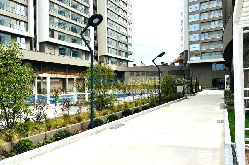 An apartment with a separate kitchen, a dressing room and a glazed balcony in Antalya, Kepez 5