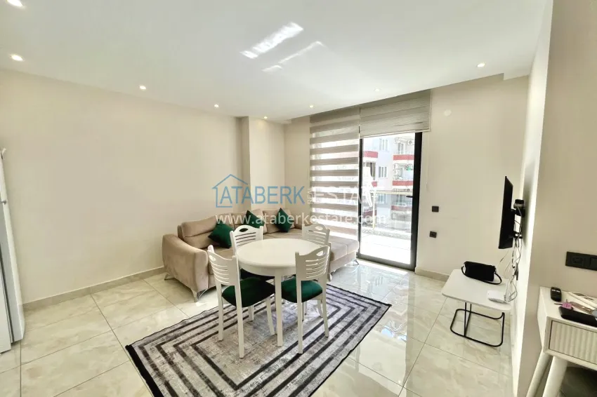 Purchase Turnkey three-room apartment in the center of Alanya, just 5 minutes from Cleopatra Beach 5 