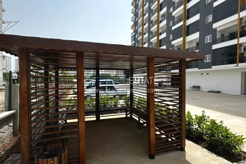 One bedroom apartment with new furniture, separate kitchen and 2 balconies in Mersin, Tomyuk 13
