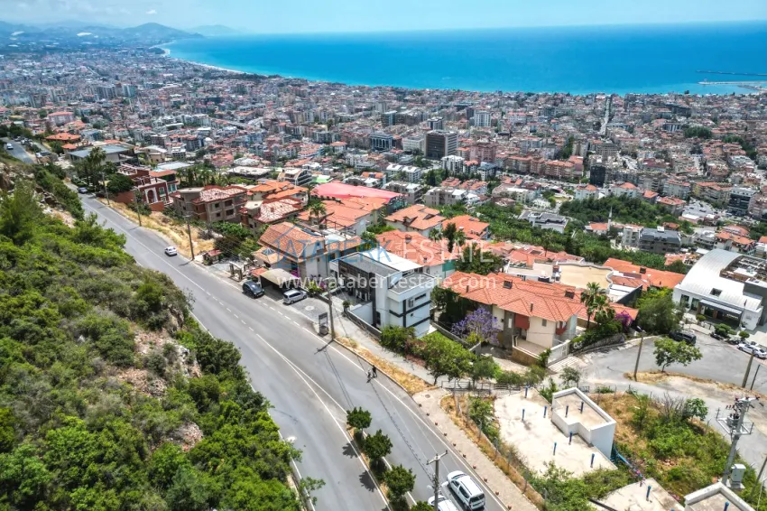 Luxury villa with panoramic views of the sea and the castle in Alanya — Kucukhasbahce district 9