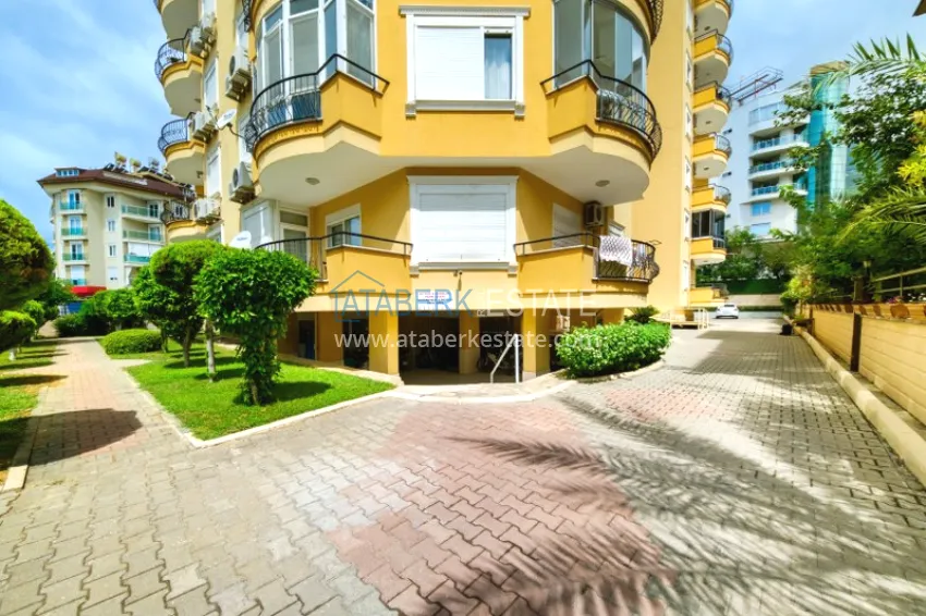 Property for a residence permit in the center of Alanya, Three-room apartment with furniture 10 